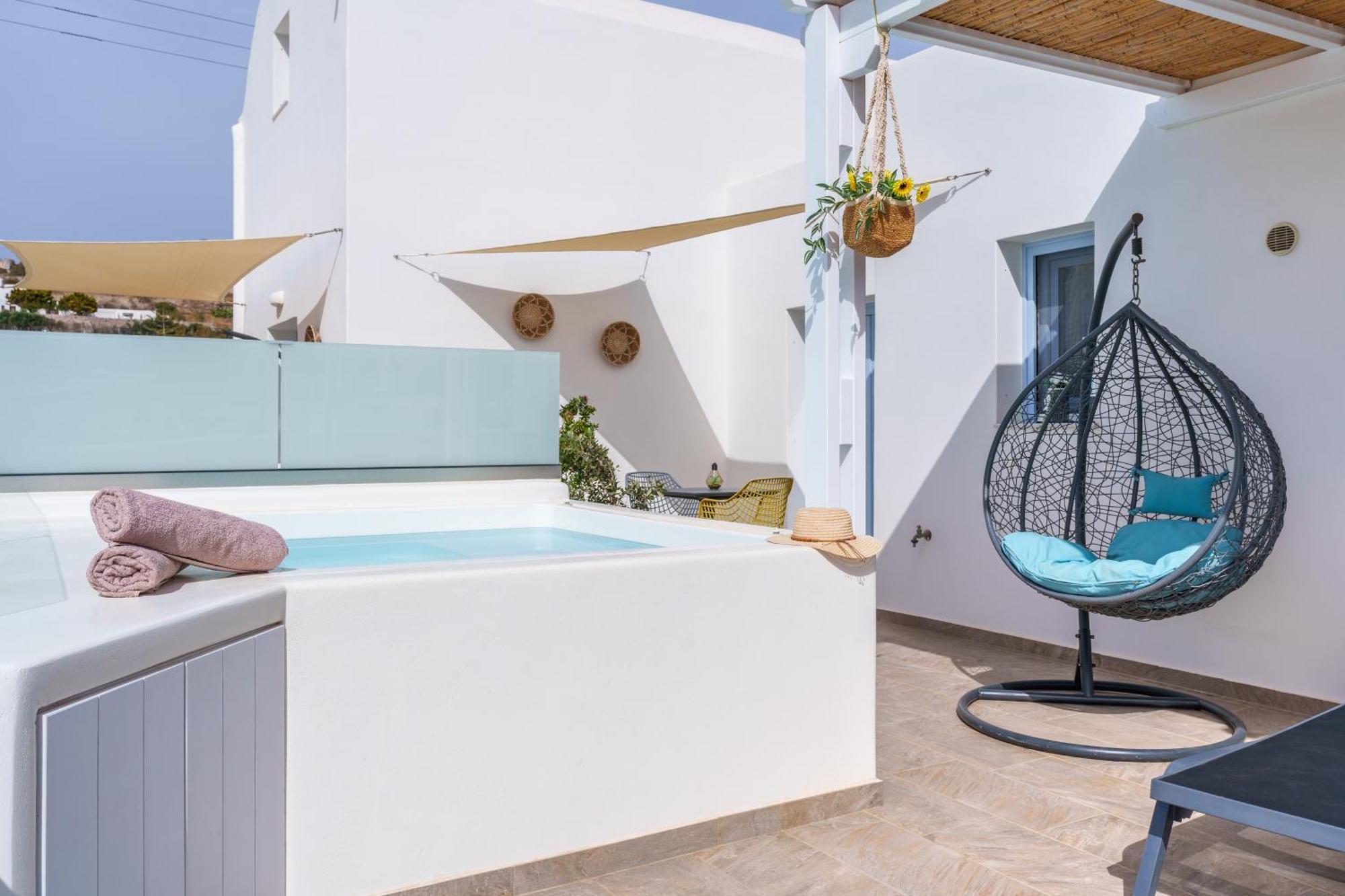 Santorossa Luxury Villas Emporio  Exterior photo
